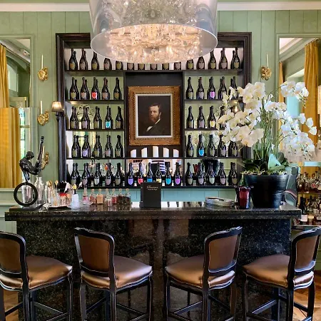 Beaumanoir Small Luxury Boutique