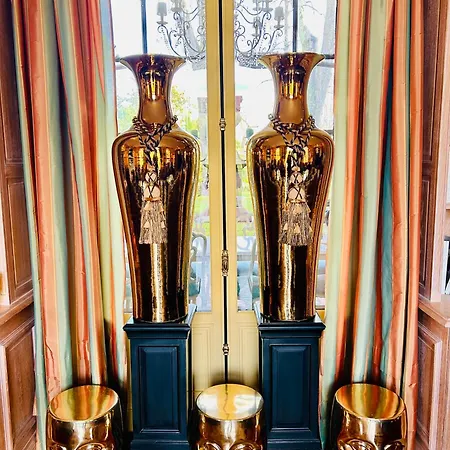 Отель Beaumanoir Small Luxury Boutique