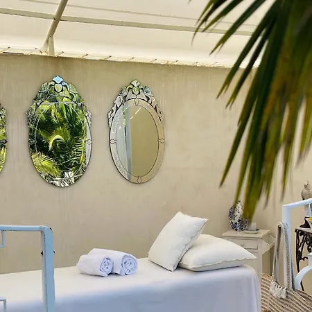 Отель Beaumanoir Small Luxury Boutique 5*