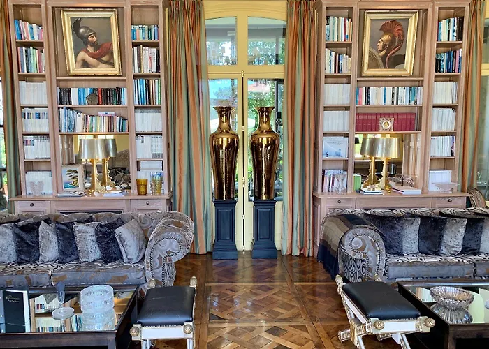 Beaumanoir Small Luxury Boutique Биарриц